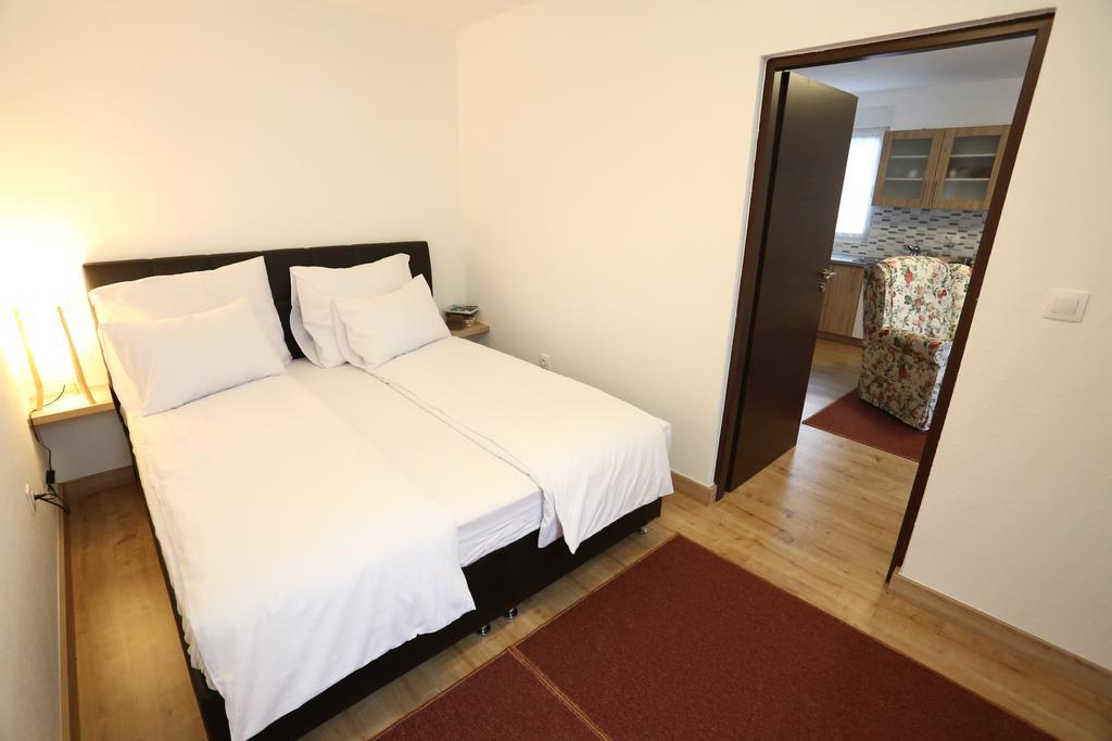 Apartments Kolonija 塞拉耶佛 客房 照片